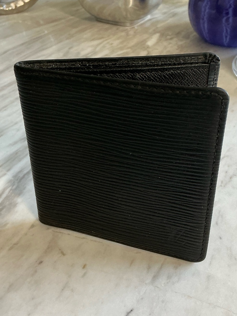 Louis Vuitton Epi Leather Wallet - Noir